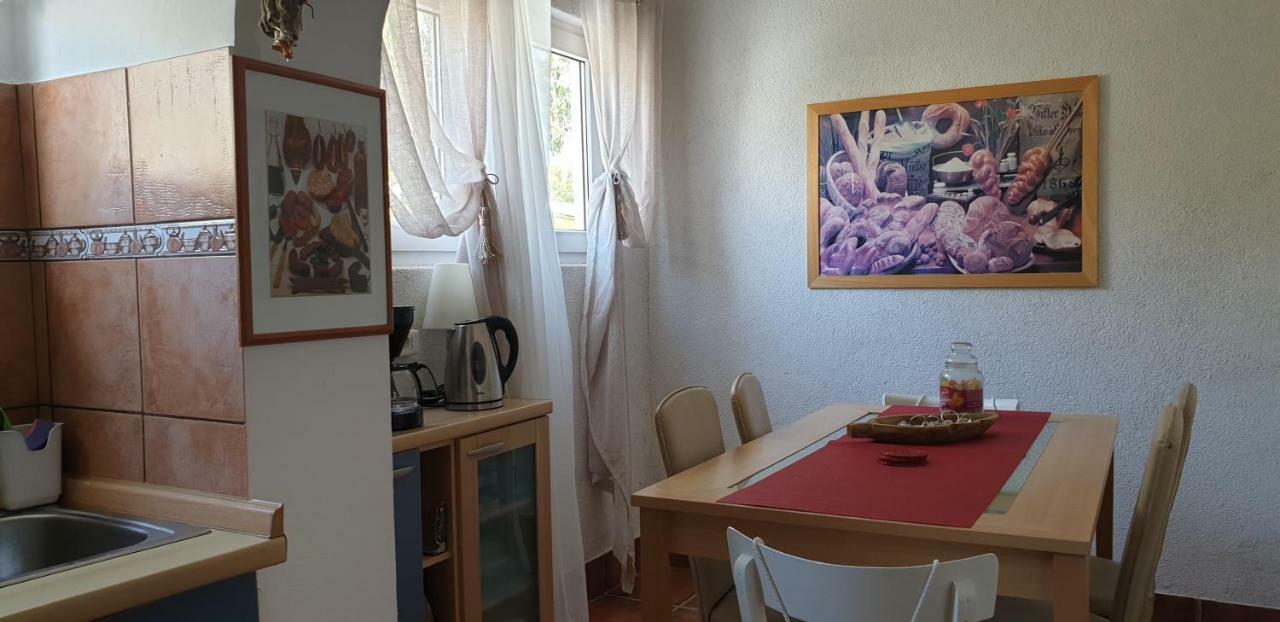 Apartman Felice Starigrad Paklenica Eksteriør bilde